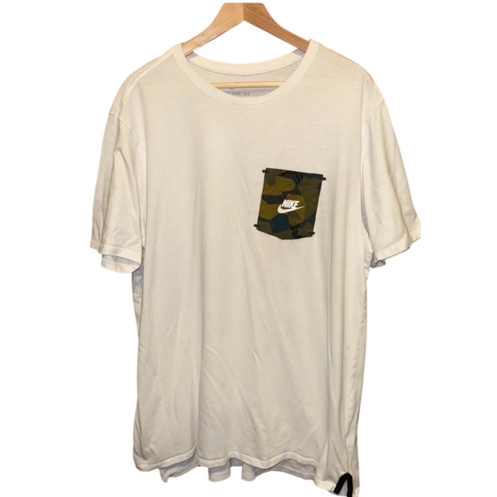 Nike Mens Premium Finish Camo Pocket T-Shirt White XL Short Sleeve Tee